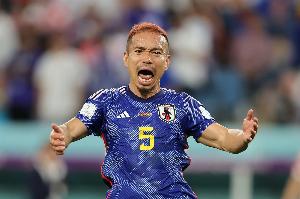 长友佑都谈入选日本队世界杯名单理由：能够帮助球队战胜逆境配图