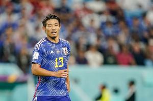 日本球迷谈守田英正落选世界杯：本以为他入选轻而易举，很炸裂配图