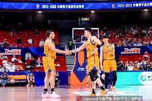 本赛季主场未尝败绩！上海常规赛+季后赛豪取26连胜 主场23连胜配图