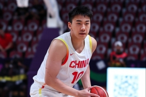 媒体人:对手有一样的体型甚至更高 王俊杰打得有点挣扎配图